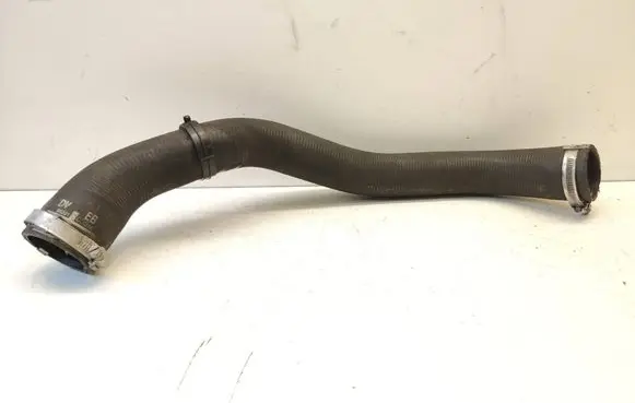 Citroen DS7 Crossback Intercooler hose/pipe 9820100680
