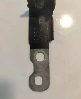 Audi A5 Fender mounting bracket 8W6821434