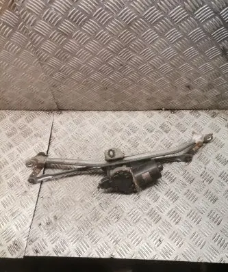 Audi A4 S4 B5 8D Front wiper linkage and motor 8d1955113