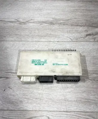 BMW 5 E39 Comfort/convenience module 6913520 61356913520 60837710HW