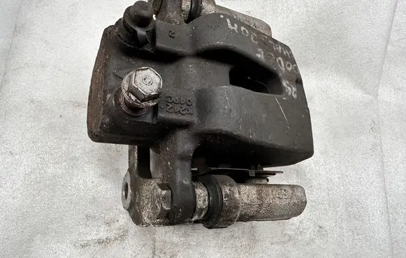 Dodge Challenger Rear brake caliper K242049C