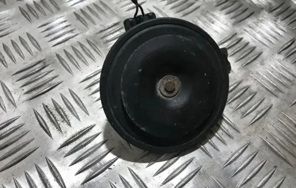 Mitsubishi Carisma Horn signal