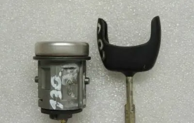 Ford Fiesta Ignition lock 1063692 4355452