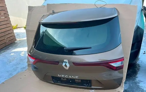 Renault Megane IV Tailgate/trunk/boot lid 
