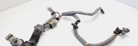 Volvo S70 V70 V70 XC Rear door wiring loom 6808727