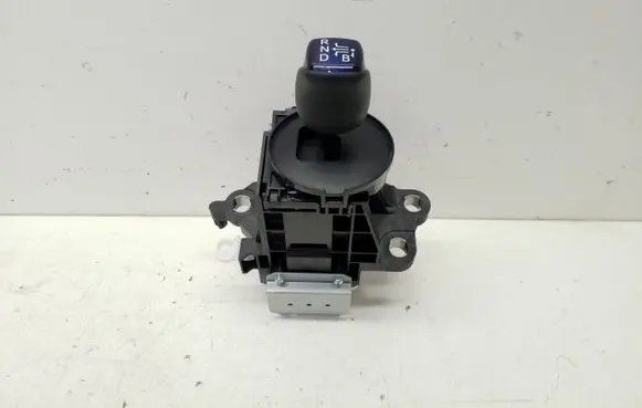 Toyota Prius (XW50) Gear shifter/selector 75G203 E1740