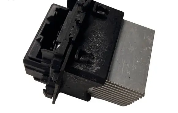 Peugeot 308 Heater blower fan relay VLCL29DC11N