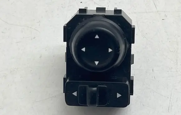 Renault Kadjar Wing mirror switch 255706047R