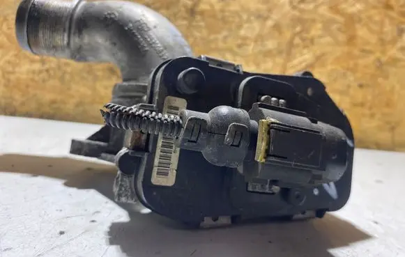Opel Zafira B Throttle valve