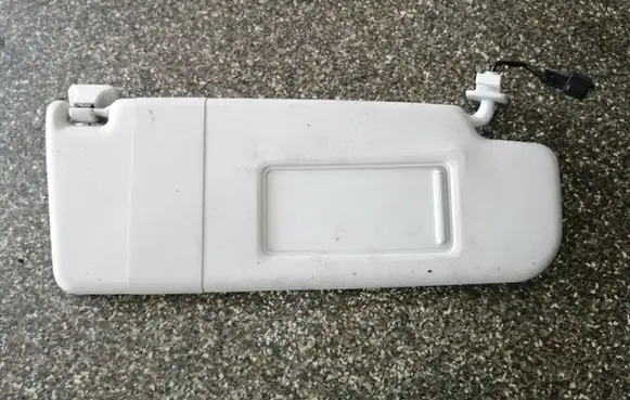 Volkswagen Touran I Sun visor