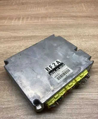 Mazda 626 Engine control unit/module ECU RF2A18881D 2758005033 WithPlug