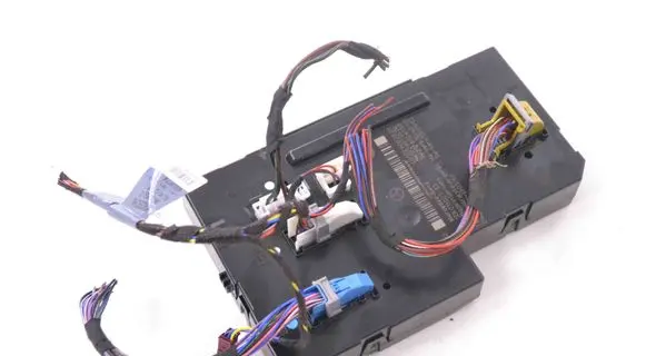 Mercedes-Benz SLK R172 Central body control module A1729002609 A2129026107