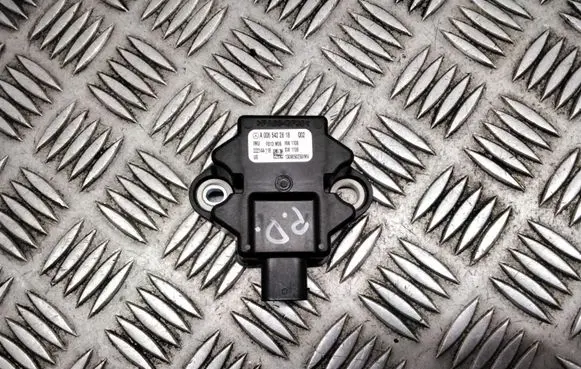 Mercedes-Benz ML W166 ESP acceleration yaw rate sensor A0065422618