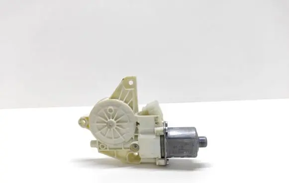 Mercedes-Benz E W212 Front door window regulator motor A2048200142 971219100