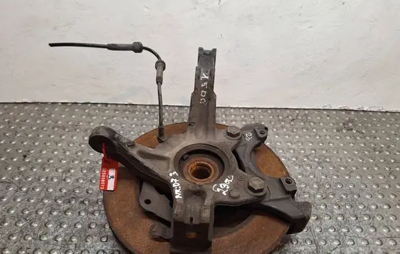 Renault Clio IV Front wheel hub spindle knuckle S25056073 400158668R