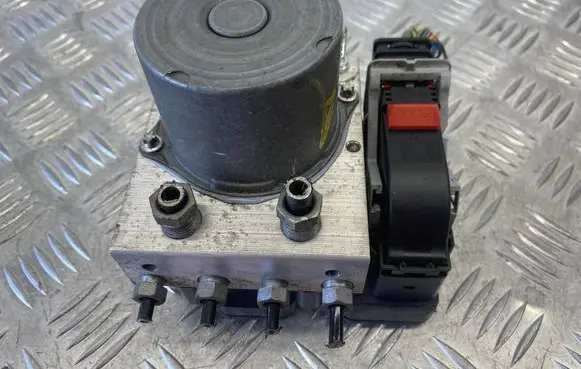 Jaguar XE ABS Pump HX7314F447AF