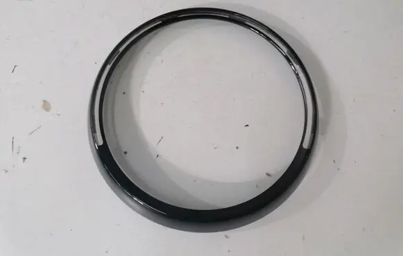 Mini Clubman F54 Radio/GPS head unit trim 9354033