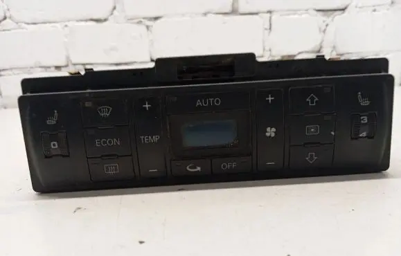 Audi A4 S4 B5 8D Climate control unit 8D0820043N 5HB00790804 D540000