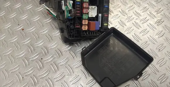 Toyota Yaris Fuse box set