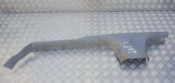 Buick Park Avenue Rear sill trim cover 25695034f 2097342