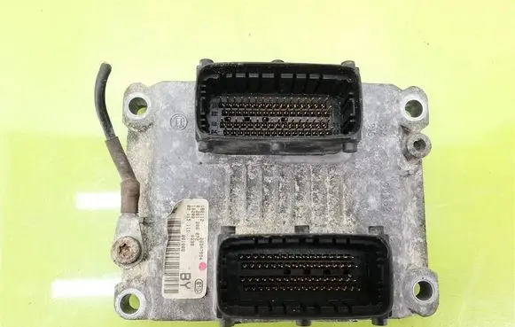 Opel Corsa C Engine control unit/module 26SA7594