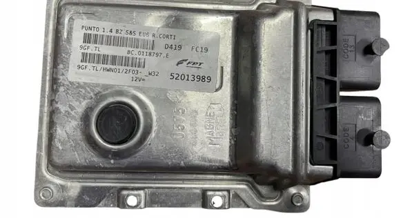 Fiat Punto (176) Engine control unit/module 52013989 9GFTL