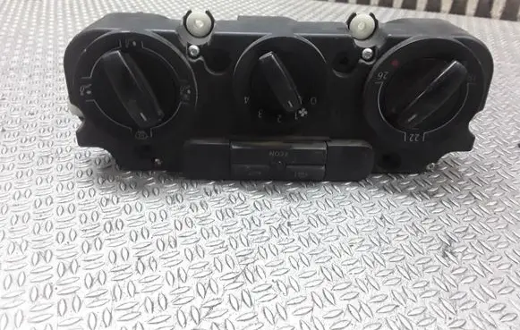 Volkswagen Golf V Climate control unit 5HB00871950