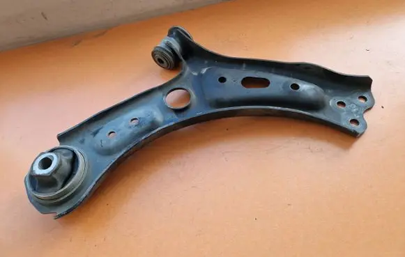 Fiat 500X Front lower control arm/wishbone 2641603S A898266 51939754