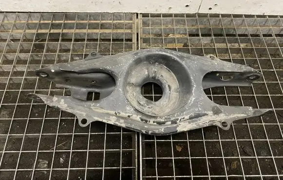 Mercedes-Benz C W204 Rear upper control arm/wishbone A2043502908 2043502908