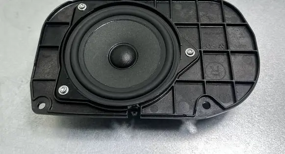 BMW 5 F10 F11 Parcel shelf speaker 9239184 22JQL11