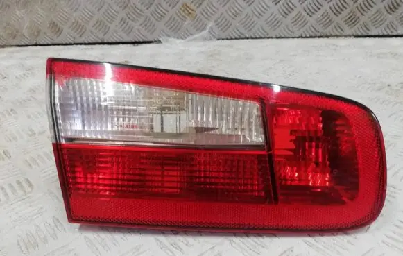Renault Laguna II Tailgate rear/tail lights 8200002475 2246