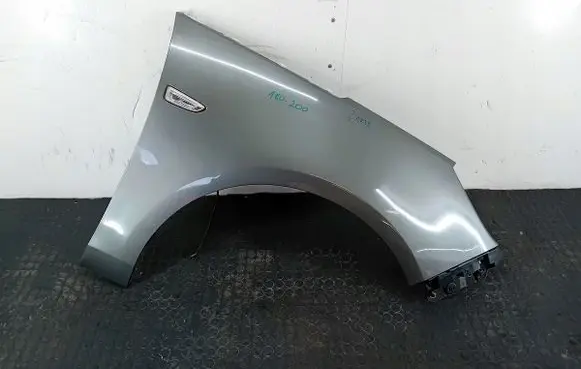 Opel Zafira C Fender