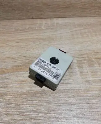 BMW X3 E83 Aerial antenna amplifier 699008904