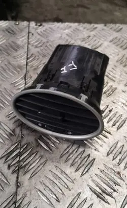 Ford Focus Dashboard side air vent grill/cover trim 4m51a014l21ad