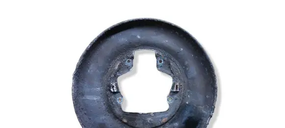 Volvo V70 Rear brake disc plate dust cover 9434183