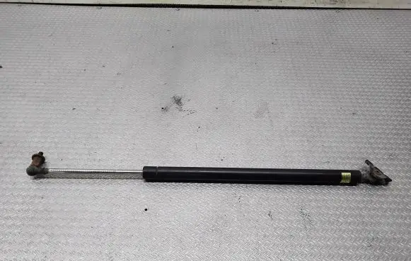 Mitsubishi Grandis Tailgate/trunk strut/damper