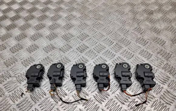 BMW 1 E81 E87 Air flap motor/actuator 410475520