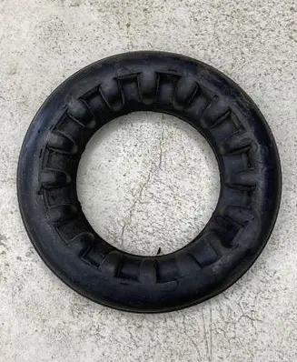 Ford C-MAX II Rear coil spring rubber mount AV615599DC