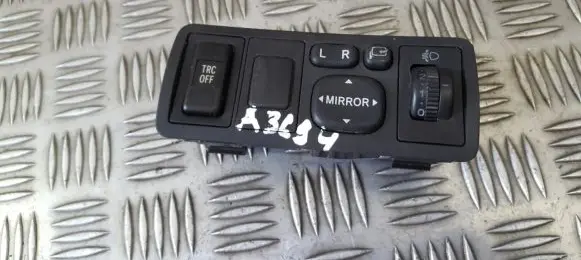 Toyota Avensis T250 Wing mirror switch 183575