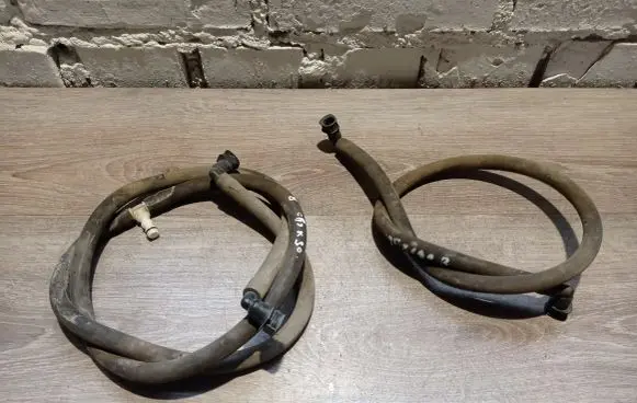 Volvo XC90 Headlight washer hose/pipe 