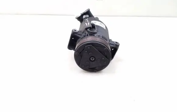 Opel Zafira B Air conditioning (A/C) compressor (pump) 13297444