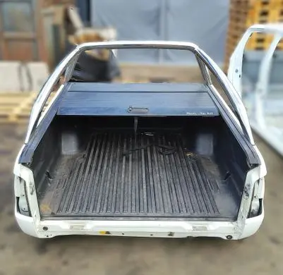 Mitsubishi L200 Rear bodywork