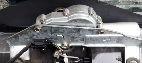 Volvo S40, V40 Rear window wiper motor 0390201529