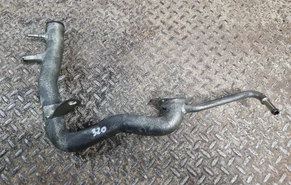 Volvo XC40 Engine coolant pipe/hose