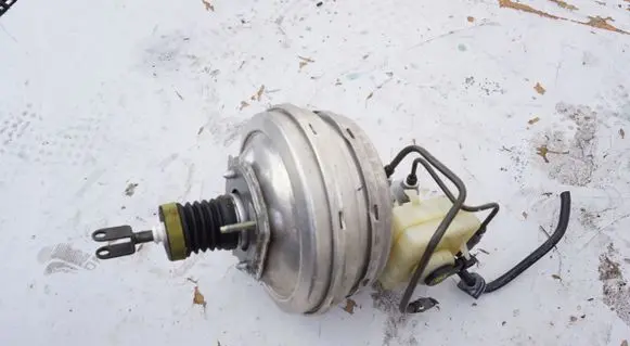 BMW 6 E63 E64 Brake booster