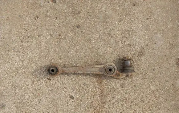 Mazda 6 Front lower control arm/wishbone