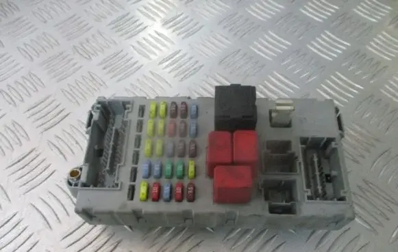 Fiat Croma Fuse box set 46846745CPL