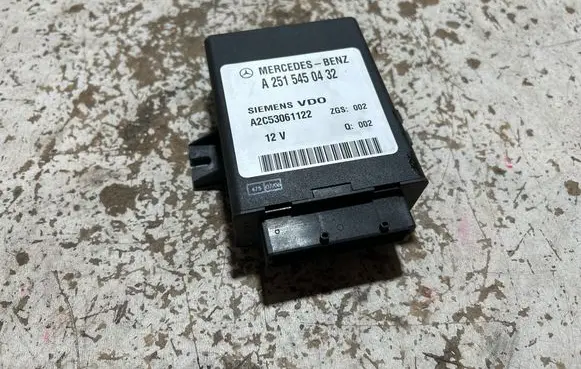 Mercedes-Benz E W211 Suspension control unit/module A2515450432 ZGS002 A2C53061122