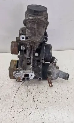Honda CR-V Oil filter mounting bracket