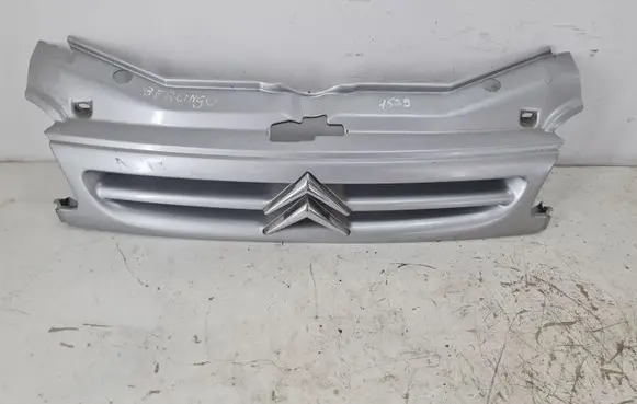 Citroen Berlingo Front bumper upper radiator grill 9635603977